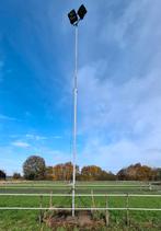 Lichtmast uitschuifbaar van 6 - 12 meter.