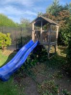 Houten speelhuisje met glijbaan, Kinderen en Baby's, Speelgoed | Buiten | Speeltoestellen, Ophalen, Gebruikt, Glijbaan
