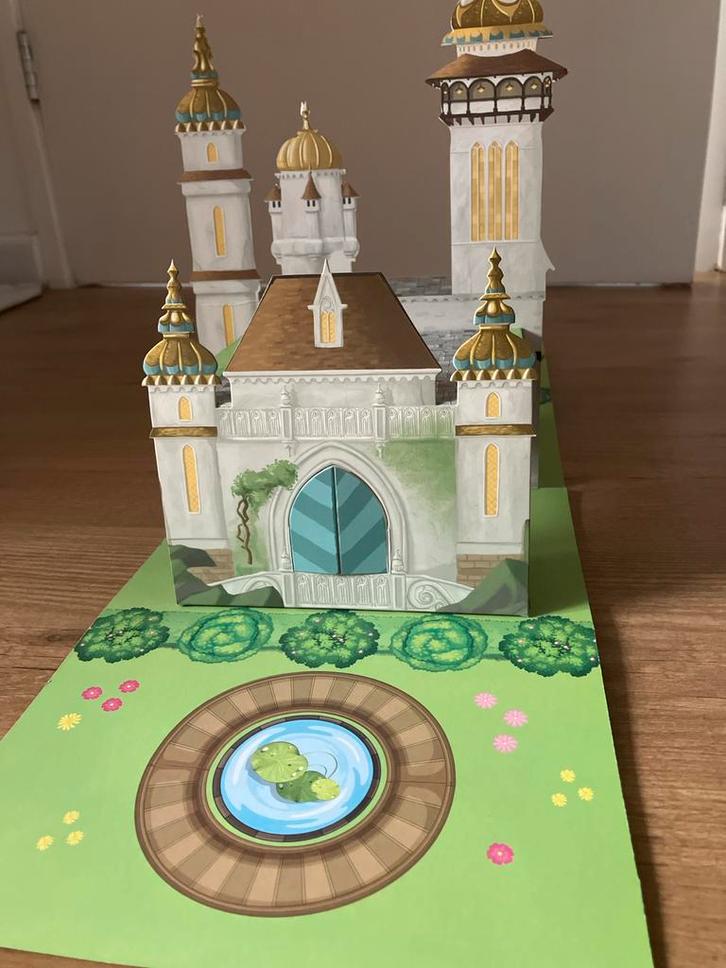 Prachtig uitvouwkasteel Efteling Symbolica, Kinderen en Baby's, Speelgoed | Poppen, Zo goed als nieuw, Overige typen, Ophalen of Verzenden