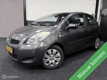 Toyota Yaris 1.3 VVTi Aspiration AIRCO / NETJES en GOED ONDE beschikbaar voor biedingen