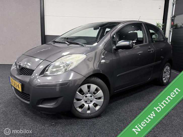 Toyota Yaris 1.3 VVTi Aspiration AIRCO / NETJES en GOED ONDE, Auto's, Toyota, Bedrijf, Te koop, Yaris, ABS, Airbags, Airconditioning