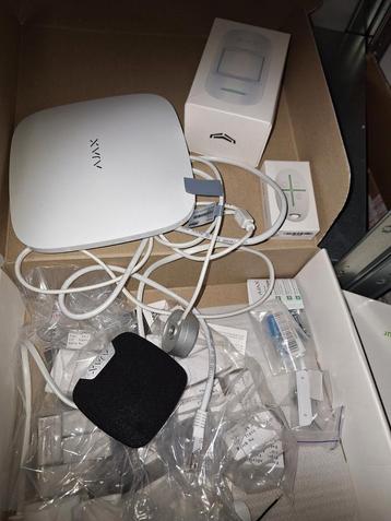 Ajax beveiliging hub plus, wireless motion beschikbaar voor biedingen