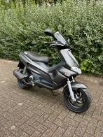 GILERA RUNNER VXR 180CC MOTORSCOOTER ENGELS KENTEKEN BJ2001, Fietsen en Brommers, Scooters | Piaggio, Gebruikt, Overige modellen