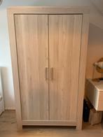 Mooie licht grijze kledingkast, Huis en Inrichting, Ophalen of Verzenden, Zo goed als nieuw, 50 tot 75 cm, 150 tot 200 cm