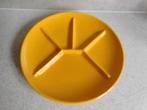 Fondue of Gourmet Bord 24 cm. Geel Javurek Holland, Keramiek, Ophalen of Verzenden, Zo goed als nieuw, Bord(en)