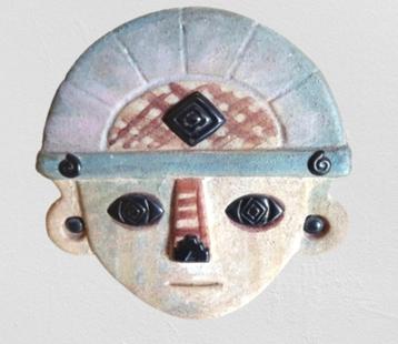 Peru, Incas. Masker handgemaakt door lokale ambachtslieden beschikbaar voor biedingen