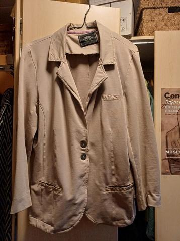 Xagje Colbertje Maat 42 - Kleurrijk en Nauwelijks Gedragen beschikbaar voor biedingen