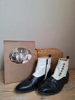 Vintage Heren Schoenen - Zwart/Wit.., Ophalen of Verzenden, Gedragen, Maat 56/58 (XL)