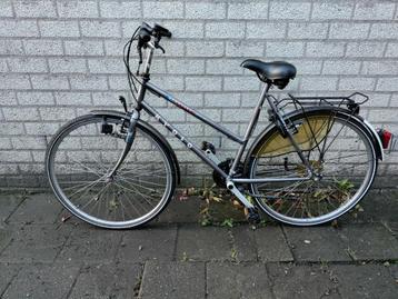 fiets beschikbaar voor biedingen
