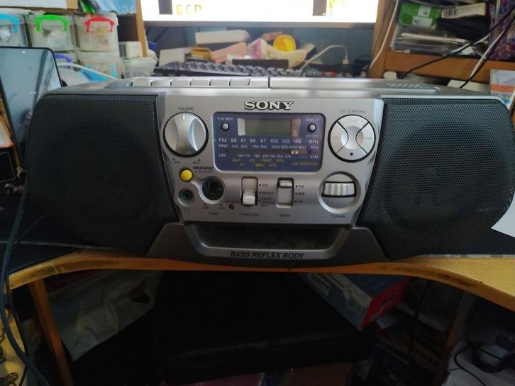 Sony CFD-V6 CD Radio Cassette Recorder, Audio, Tv en Foto, Stereo-sets, Gebruikt, Cassettedeck, Cd-speler, Tuner of Radio, Sony