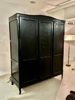 Antieke, brocante, vintage kledingkast 3-deurs, demontabel, Huis en Inrichting, Kasten | Kledingkasten, Ophalen, Gebruikt, Met hangruimte