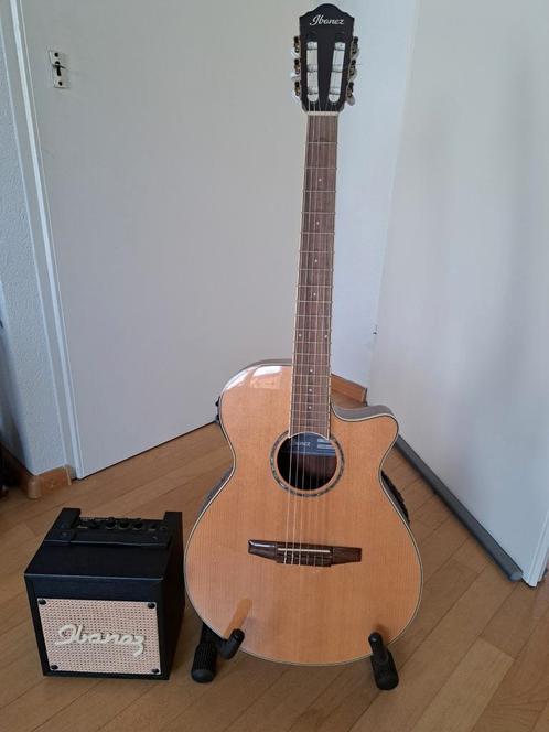 Prachtige Ibanez AEG10NII-NT mét 15 watt Ibanez ACA-15T +, Muziek en Instrumenten, Snaarinstrumenten | Gitaren | Akoestisch, Zo goed als nieuw