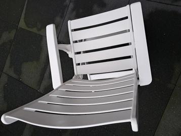 Tuin, terras, balcon stoelen beschikbaar voor biedingen