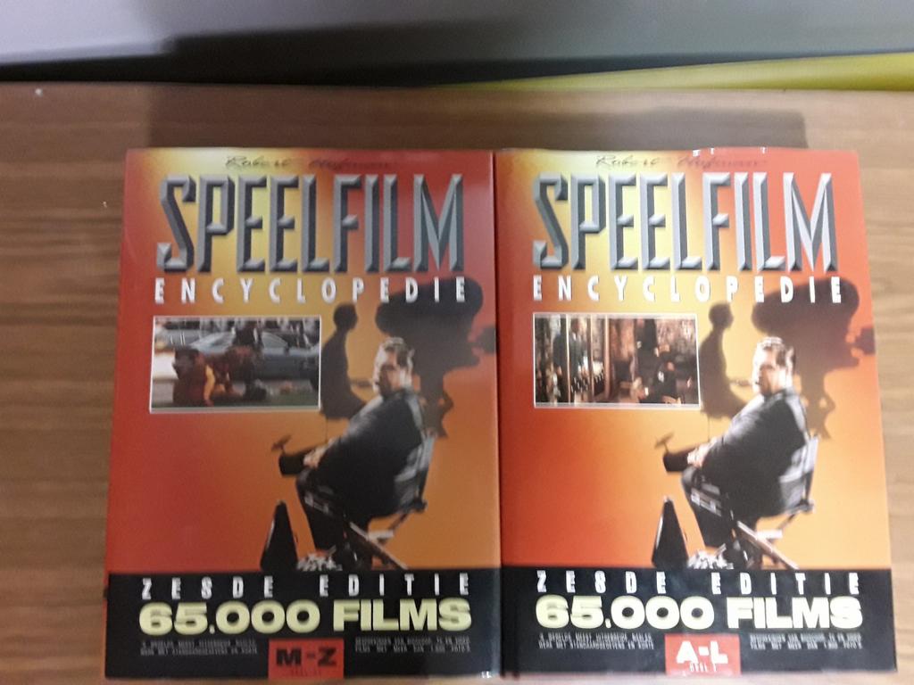 Speelfilm encyclopedie. 2 delen 65000 films., Ophalen of Verzenden, Filmspecifiek