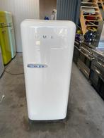 Prachtige Smeg koelvriescombinatie, 200 liter of meer, 60 cm of meer, Met aparte vriezer, Zo goed als nieuw