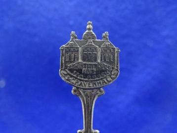 Lepeltje: ‘s-Gravenhage  Huis ten Bosch  beschikbaar voor biedingen