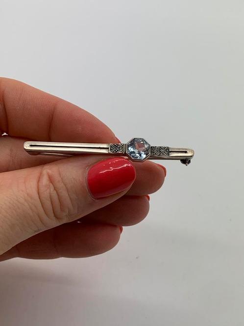V853 Prachtige zilveren aquamarijn broche, Sieraden, Tassen en Uiterlijk, Antieke sieraden, Broche, Zilver, Ophalen of Verzenden