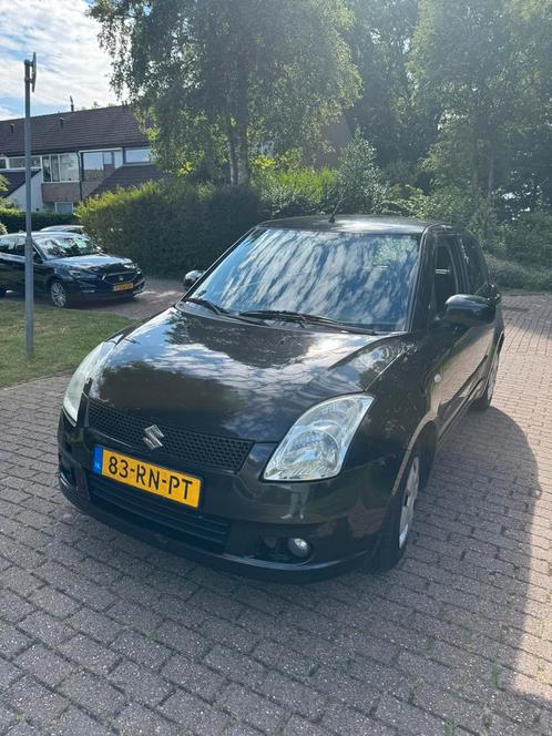 Suzuki Swift 1.3 5D 2005 Zwart, Auto's, Suzuki, Particulier, Swift, Benzine, C, Hatchback, Handgeschakeld, Origineel Nederlands