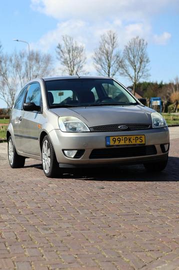 Zeer goede Ford Fiësta 1.3 uit 2004 met 99.800 km / 3e eig. beschikbaar voor biedingen