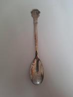 Lepeltje met de letter T, Ophalen