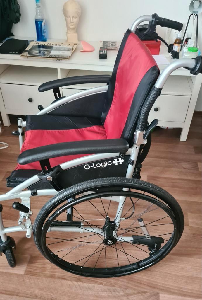 Rolstoel G-Logic te koop, Diversen, Rolstoelen, Gebruikt, Duwrolstoel, Ophalen