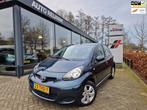Toyota Aygo 1.0-12V Aspiration Green Navigator/LMV/1e EIGENA, Voorwielaandrijving, Euro 5, Gebruikt, 4 stoelen