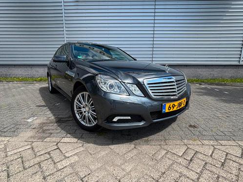 Mercedes-Benz E350 CGI |YOUNGT | LCHTVR | TRKH | DEALEROND, Auto's, Mercedes-Benz, Particulier, E-Klasse, ABS, Achteruitrijcamera