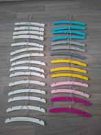 Houten kinderkleding hangers, Kinderen en Baby's, Babymode-accessoires, Ophalen of Verzenden, Zo goed als nieuw