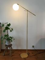 Staande Vloerlamp met Verstelbare Arm (Goud/Messing), Huis en Inrichting, Lampen | Vloerlampen, Ophalen, Gebruikt, 100 tot 150 cm