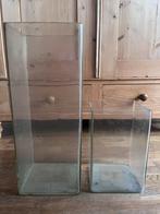 Twee glazen accubakken - 60cm en 32cm hoog, Huis en Inrichting, Gebruikt, Overige kleuren, Ophalen of Verzenden, Glas