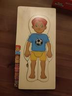 Houten Puzzel Jongen met Voetbal, 2 tot 4 jaar, Zo goed als nieuw, Van hout, Meer dan 50 stukjes