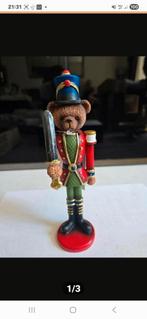 Beren notenkraker
7 x 6 x 20 cm, Verzamelen, Beelden en Beeldjes, Ophalen of Verzenden, Zo goed als nieuw, Dier