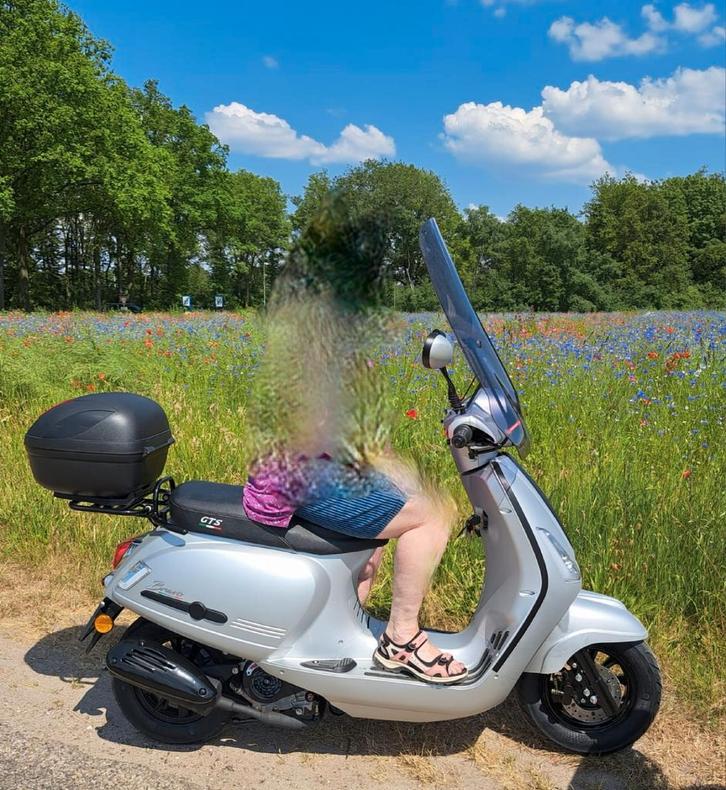 Te koop gts Bravo 475 km zgan, Fietsen en Brommers, Snorfietsen en Snorscooters, Zo goed als nieuw, Overige merken, Benzine, Ophalen