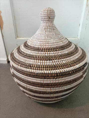 Handgemaakte | Mand met deksel | Opbergen | Bohemian stijl  beschikbaar voor biedingen