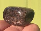 Charoiet broekzaksteen handsteen mineralen, Verzamelen, Mineralen en Fossielen, Ophalen of Verzenden, Mineraal