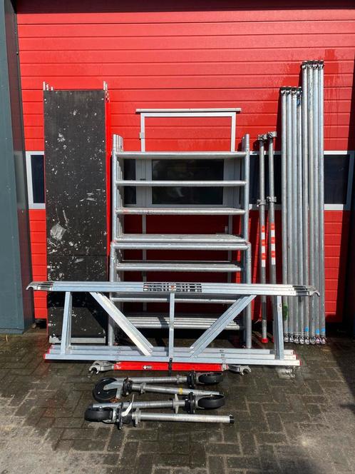 Altrex rolsteiger (rs5) steiger fiberdeck te koop 9.2m wh, Doe-het-zelf en Verbouw, Steigers, Zo goed als nieuw, Rolsteiger of Kamersteiger