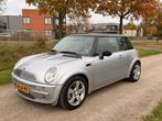 Mini 1.6 16V Cooper 2002 Grijs, Auto's, Voorwielaandrijving, 1025 kg, 15 km/l, 4 cilinders