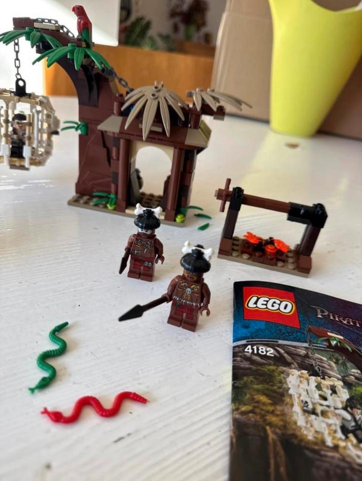 Lego 4182 Pirates Cannibal Escape - Compleet (Zonder doos), Kinderen en Baby's, Speelgoed | Duplo en Lego, Gebruikt, Lego, Complete set