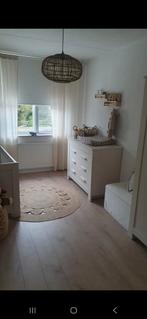 Babykamer compleet (ledikant incl matras, kast en comode), Ophalen, Gebruikt, Jongetje of Meisje