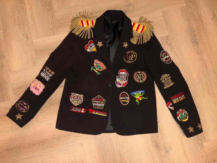 Oeteldonk Carnaval Jasje - Uniek! Maat M, Kleding | Dames, Carnavalskleding en Feestkleding, Zo goed als nieuw, Kleding, Carnaval