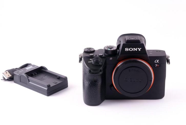 Sony A7R III Nieuwstaat 1 jaar garantie, Audio, Tv en Foto, Fotocamera's Digitaal, Zo goed als nieuw, Sony, 8 keer of meer, Ophalen of Verzenden