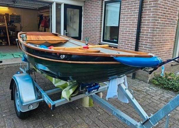 Roeiboot /  Roeivlet, Watersport en Boten, Bootonderdelen, Zo goed als nieuw, Overige typen, Motorboot, Ophalen