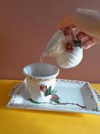 Leuk setje van porselein, Antiek en Kunst, Antiek | Porselein, Ophalen of Verzenden