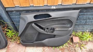 Ford Fiesta deurpanelen 2 stuks voor €40 beschikbaar voor biedingen