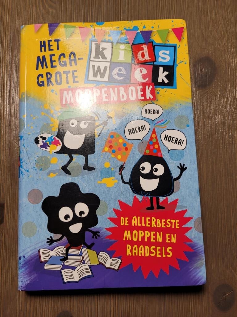 Het megagrote Kidsweek moppenboek, Ophalen of Verzenden, Zo goed als nieuw, Fictie algemeen