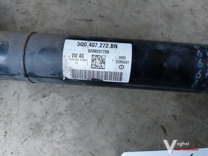 Audi A3 1.2 auto aandrijfas LV of RV '16, Auto-onderdelen, Transmissie en Toebehoren, Gebruikt, Ophalen of Verzenden