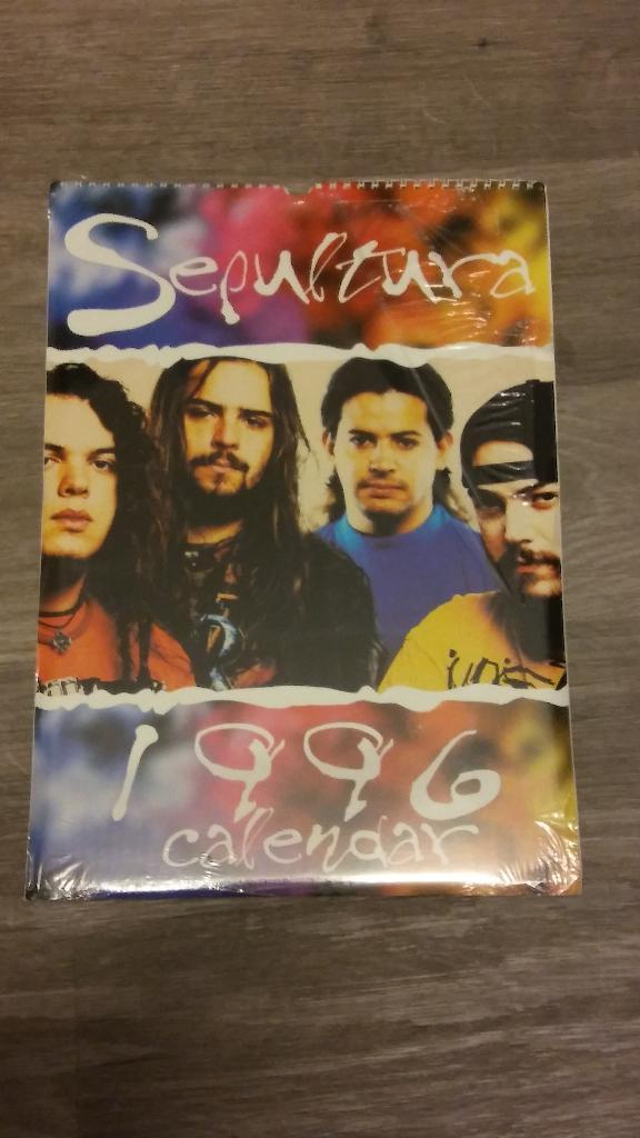 Sepultura 1996 96 muziek vintage metal hardrock kalender, Verzamelen, Muziek, Artiesten en Beroemdheden, Zo goed als nieuw, Overige typen