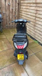 scooter met schade - opknapper of voor oonderdelen, Fietsen en Brommers, Scooters | Overige merken, Ophalen, Gebruikt, Maximaal 45 km/u