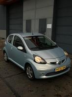 Toyota Aygo 1.0 12V Vvt-i 3DRS MMT 2006 Blauw, Voorwielaandrijving, Zwart, 68 pk, Origineel Nederlands