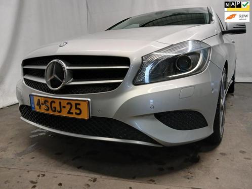 Mercedes-Benz A-klasse 180 Edition Navigatie 4U3 - Airco - N, Auto's, Mercedes-Benz, Bedrijf, Te koop, A-Klasse, ABS, Airbags